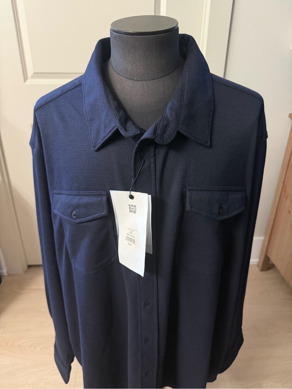 Men's Navy Long-Sleeve Casual Button-Down Shirt